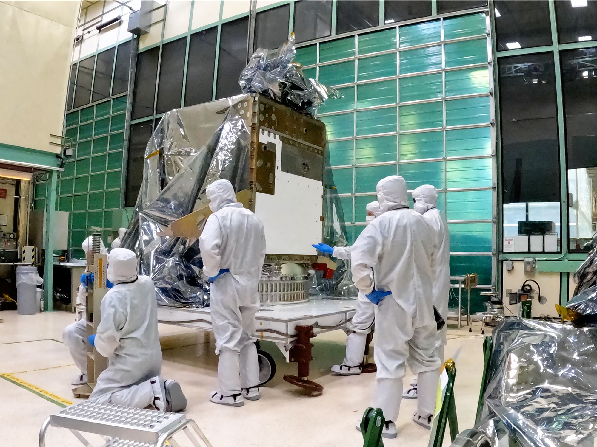Time-lapse video of working on the +Y Panel of PACE spacecraft at NASA Goddard Space Flight Center.