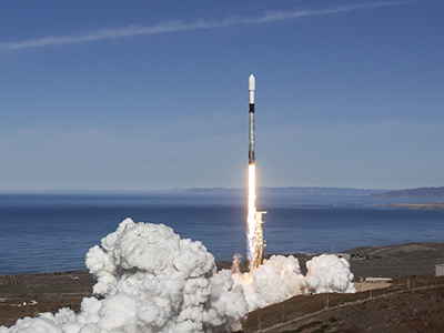 Spaceflight’s SpaceX Falcon 9 rocket lifts off from Vandenberg AFB for a sun-synchronous low earth orbit, carrying SeaHawk and 63 other satellites. Credit: SpaceX